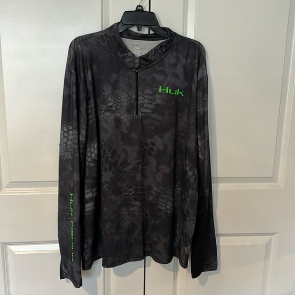 Huk - Picture 1 of 4